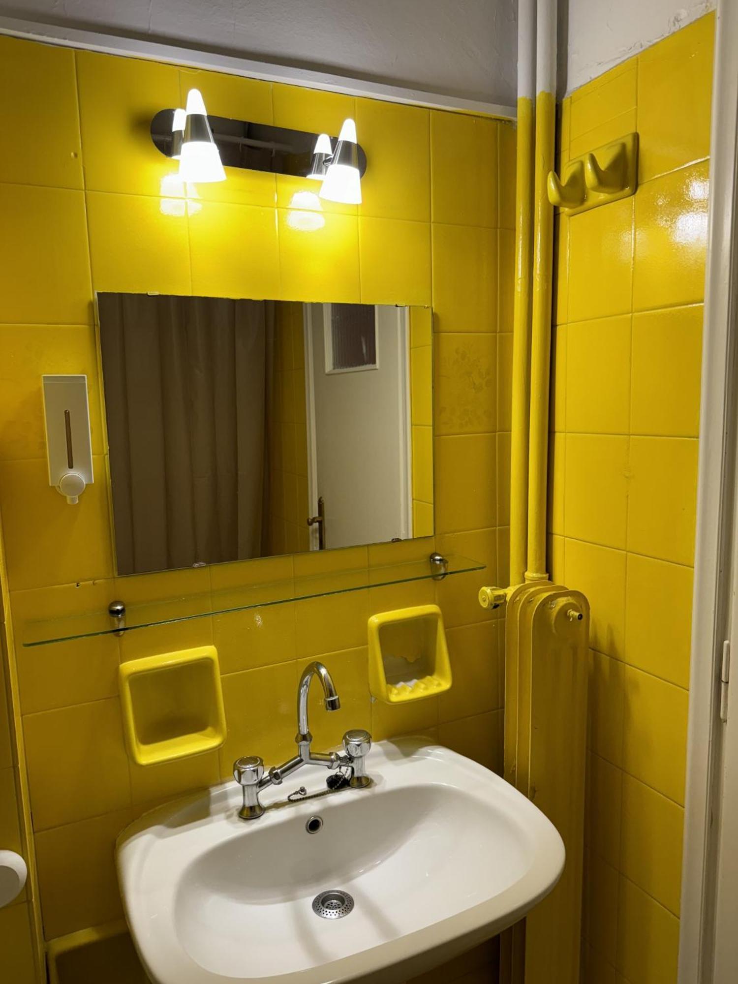 Cozy Apt Next To Acropolis Афины Экстерьер фото